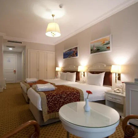 Taksim Metropark Hotel 4*