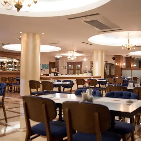 塔克西姆都会公园酒店