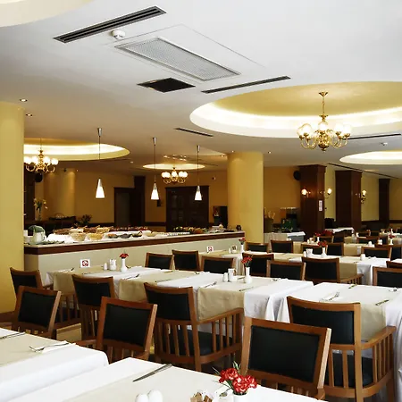 酒店 塔克西姆都会公园酒店 4*