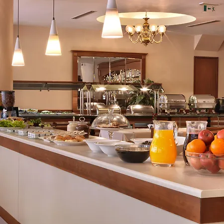 Taksim Metropark Hotel 4*