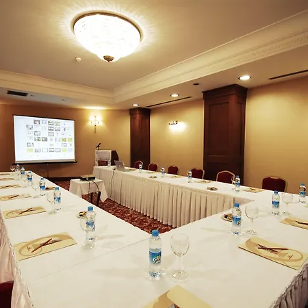 Taksim Metropark Hotel