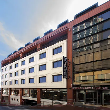 Hotel Taksim Metropark Istanboel