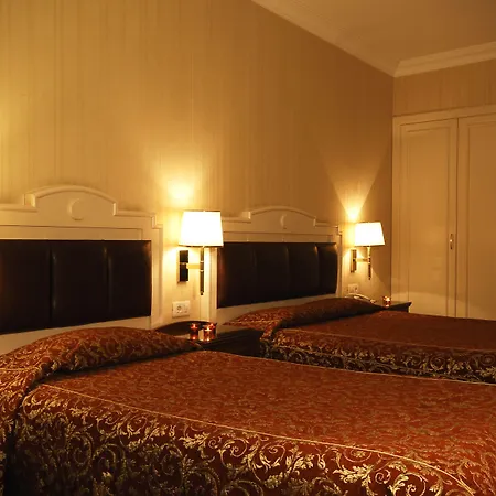 Taksim Metropark Hotel Istanboel