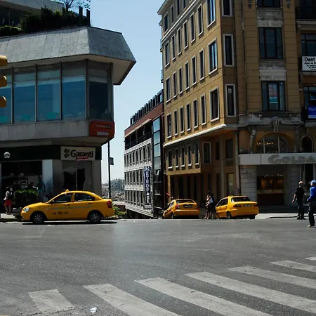 Taksim Metropark Hotel