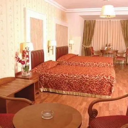 Taksim Metropark Hotel Istanboel