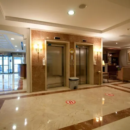 Hotel Taksim Metropark Istambul