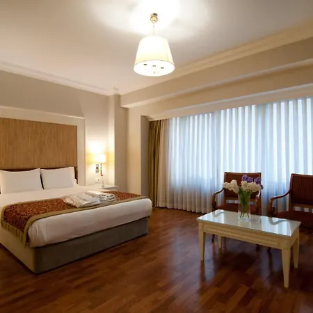 Taksim Metropark Hotel