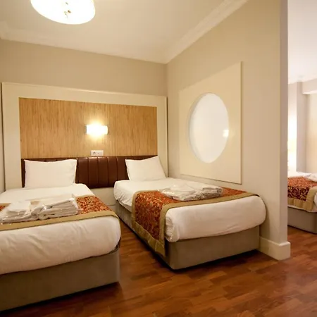 Taksim Metropark Hotel