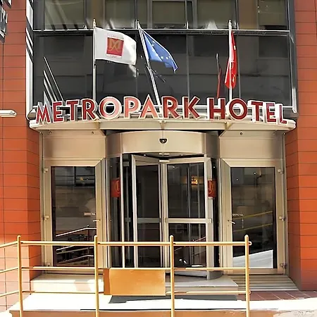 Taksim Metropark 4*