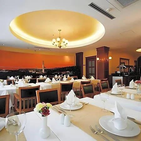 Taksim Metropark Hotel Istanbul