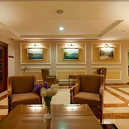Taksim Metropark 4*