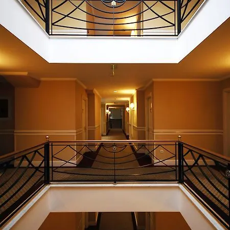 Hotell Taksim Metropark 4*