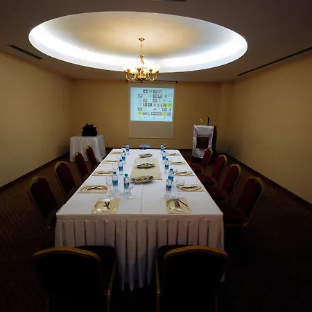 Taksim Metropark Hotel 4*