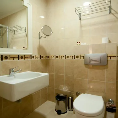 Taksim Metropark 4*